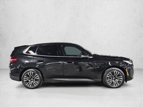 Used 2025 BMW X3 xDrive30i w/ Premium Package image 4