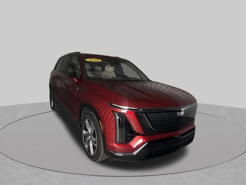Certified 2026 Cadillac Vistiq Sport AWD/4WD image 5