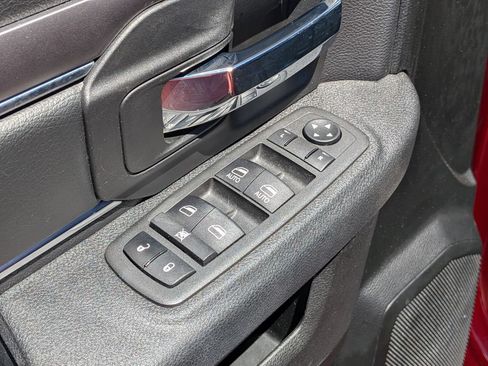Used 2022 RAM 1500 Warlock AWD/4WD image 17