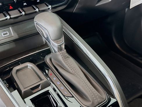 New 2025 GMC Canyon Elevation w/ Convenience Package image 18