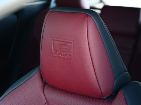 Used 2024 Lexus RX 500h F Sport image 40