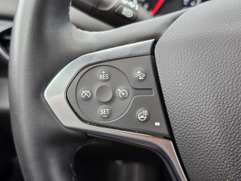 Used 2023 Chevrolet Traverse High Country FWD image 37