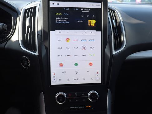 Used 2024 Ford Edge SEL w/ Convenience Package image 18