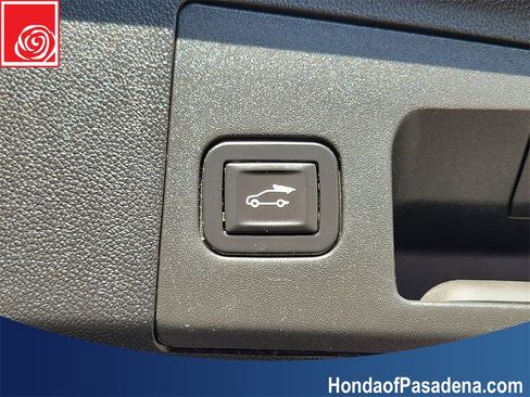 Used 2019 Cadillac XT4 Premium Luxury image 28