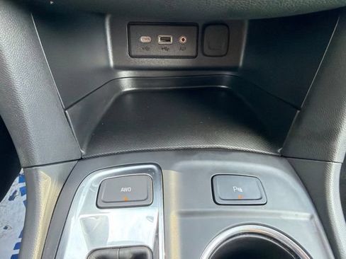 Certified 2024 Chevrolet Equinox LT AWD/4WD image 31
