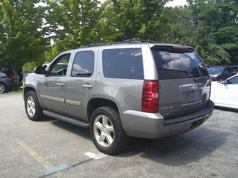 Used 2008 Chevrolet Tahoe LTZ w/ LTZ Preferred Equipment Group AWD/4WD image 6