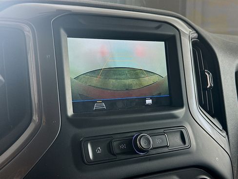 Used 2019 Chevrolet Silverado 1500 Custom w/ Custom Value Package AWD/4WD image 22