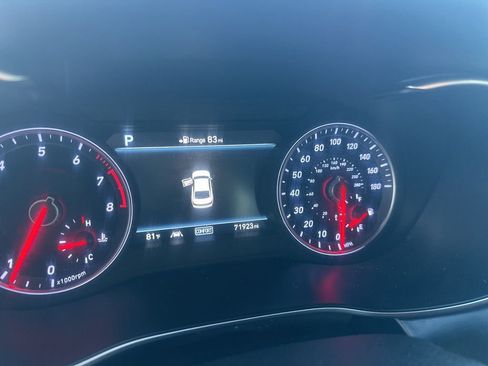 Used 2019 Genesis G70 2.0T Advanced w/ Sport Package image 25