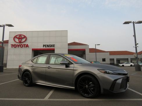 Certified 2026 Toyota Camry SE image 14