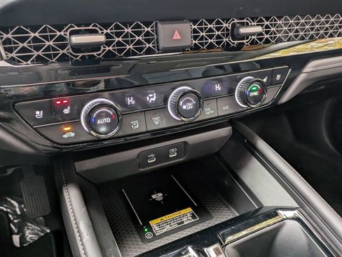 Used 2024 Honda Accord Touring image 23