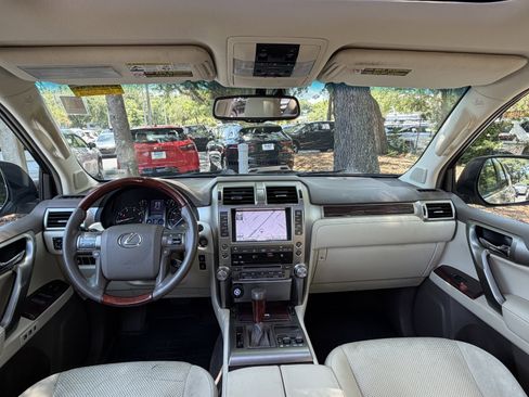 Used 2011 Lexus GX 460 w/ Comfort Plus Pkg AWD/4WD image 34