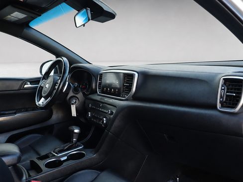 Used 2020 Kia Sportage S FWD image 22
