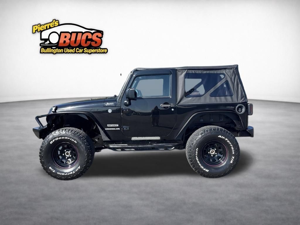 Used 2017 Jeep Wrangler Sport AWD/4WD image 2