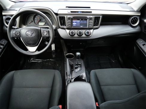 Used 2015 Toyota RAV4 LE image 12