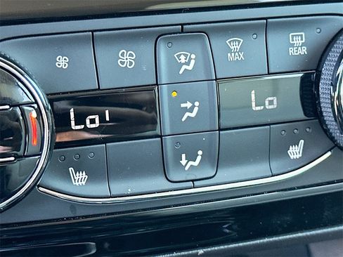 Certified 2022 Buick Encore GX Select w/ Advanced Technology Package image 20