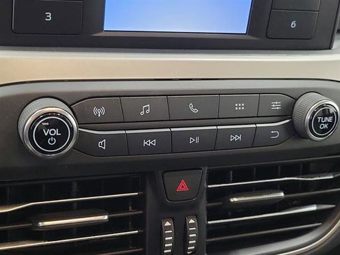 Certified 2022 Ford Escape S image 27