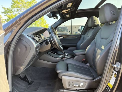 Used 2019 BMW X3 xDrive30i w/ Premium Package AWD/4WD image 11