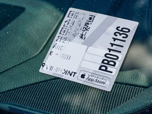 Certified 2023 Audi e-tron S Prestige w/ Prestige Package image 29