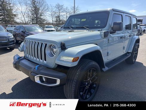 Used 2023 Jeep Wrangler Unlimited Sahara w/ Cold Weather Group image 1