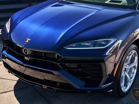 Used 2026 Lamborghini Urus SE AWD/4WD image 6