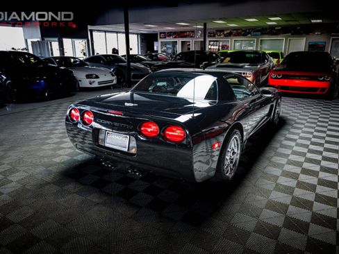 Used 2003 Chevrolet Corvette Z06 w/ Memory Package, 3 Drivers image 4