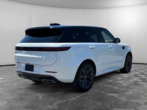 Used 2024 Land Rover Range Rover Sport Dynamic SE AWD/4WD image 5