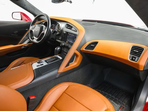 Used 2016 Chevrolet Corvette Z06 w/ 3LZ Preferred Equipment Group RWD image 24