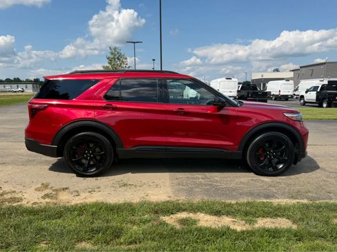 Used 2023 Ford Explorer ST w/ Equipment Group 401A AWD/4WD image 9