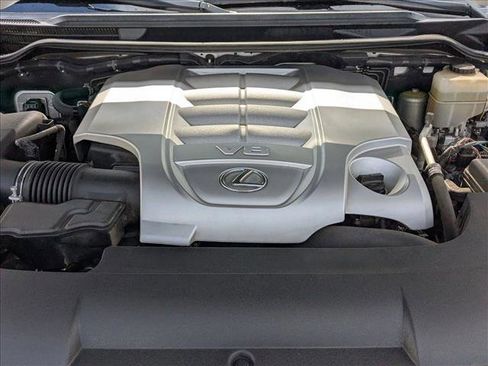 Used 2016 Lexus LX 570 4WD image 24