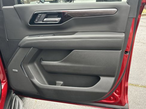 New 2026 Chevrolet Tahoe Premier w/ Sun And Tow Package image 17