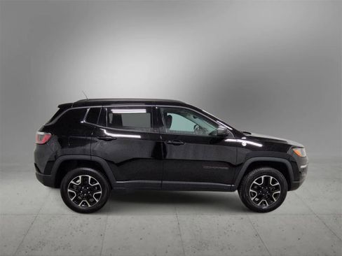 Used 2020 Jeep Compass Trailhawk image 9