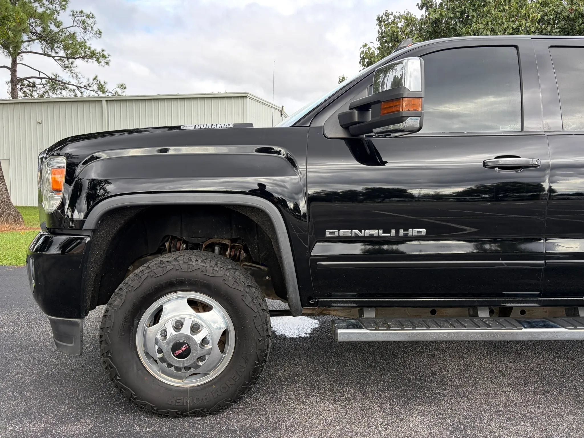 Used 2018 GMC Sierra 3500 Denali w/ Duramax Plus Package AWD/4WD image 3