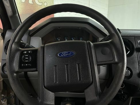 Used 2012 Ford F450 XL w/ PWR Equipment Group image 23