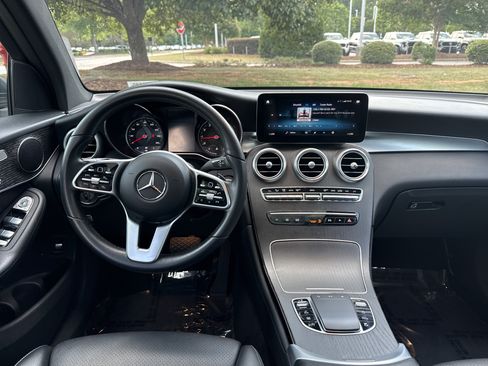 Used 2022 Mercedes-Benz GLC 300 image 29