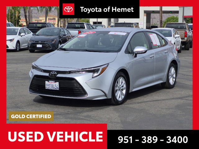 Used 2026 Toyota Corolla LE w/ LE Premium Package FWD image 1