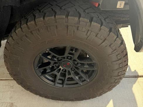 Used 2021 Toyota Tacoma TRD Pro AWD/4WD image 6