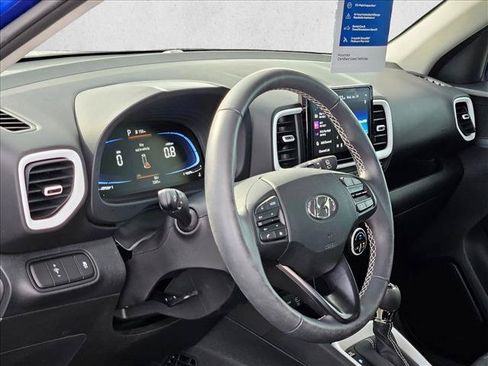 Certified 2024 Hyundai Venue Limited FWD image 10