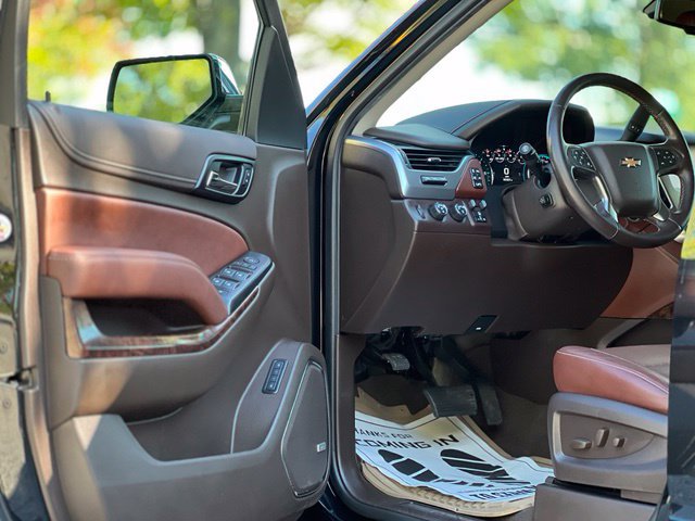 Used 2020 Chevrolet Tahoe Premier w/ Max Trailering Package AWD/4WD image 9