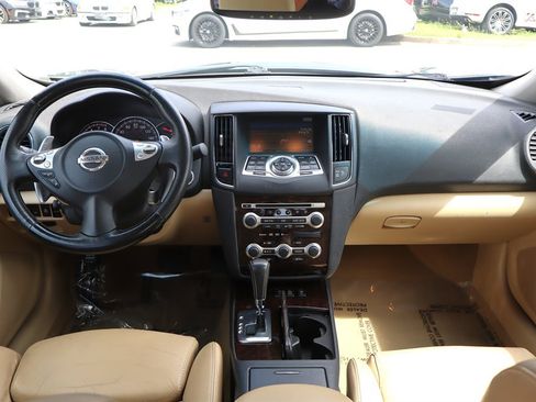 Used 2009 Nissan Maxima 3.5 SV w/ Premium Pkg FWD image 12