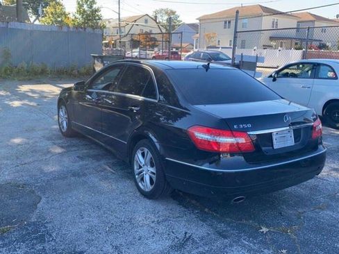 Used 2010 Mercedes-Benz E 350 4MATIC Sedan image 2