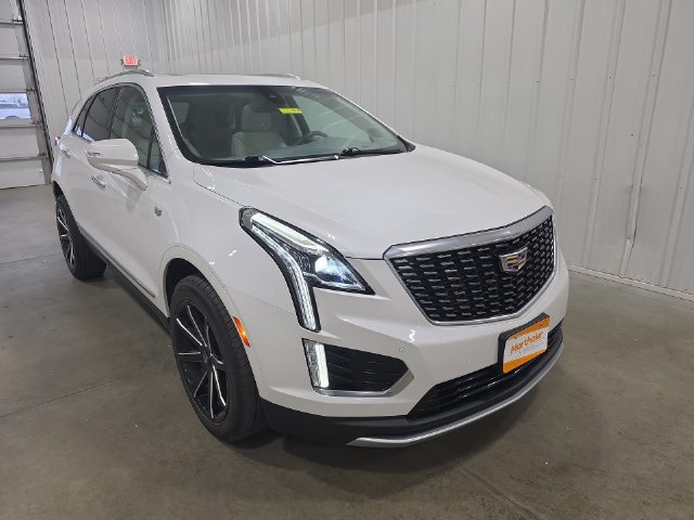 Used 2021 Cadillac XT5 Premium Luxury AWD/4WD image 2