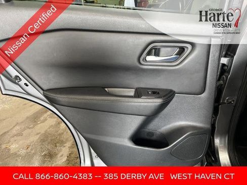 Certified 2024 Nissan Rogue SV AWD/4WD image 19