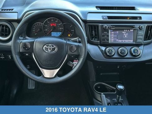 Used 2016 Toyota RAV4 LE FWD image 15
