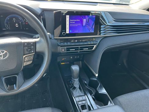 Certified 2025 Toyota Camry LE FWD image 17