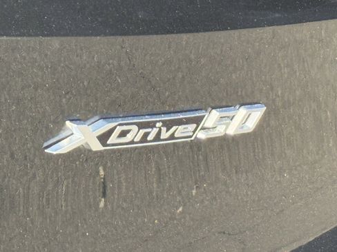 Used 2025 BMW iX xDrive50 w/ Premium Package image 14