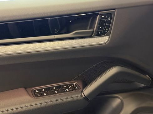 New 2026 Porsche Cayenne S AWD/4WD image 14