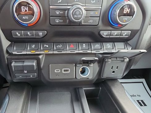 Used 2022 Chevrolet Silverado 2500 LTZ w/ LTZ Premium Package AWD/4WD image 22