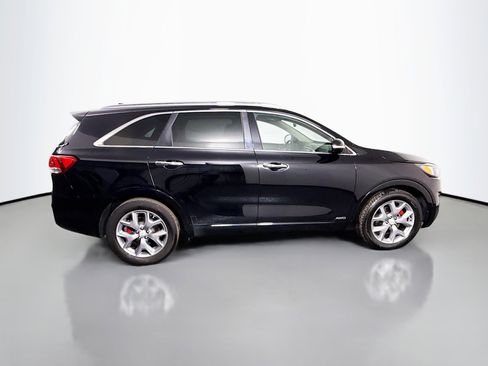 Used 2016 Kia Sorento SX image 11