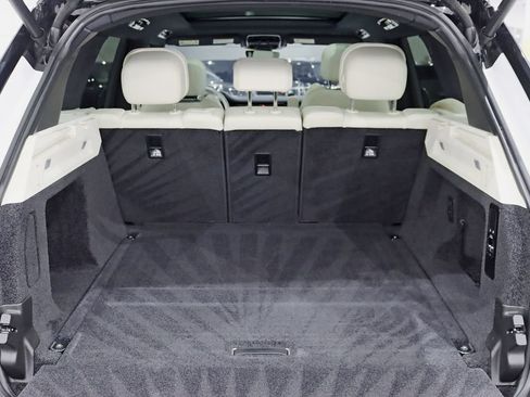 Used 2023 Land Rover Range Rover SE AWD/4WD image 40