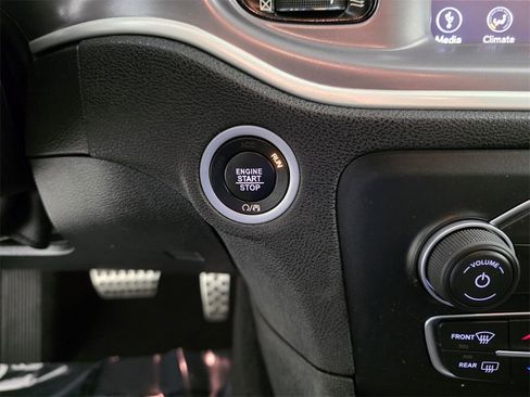 Used 2022 Dodge Charger GT w/ Blacktop Package image 25